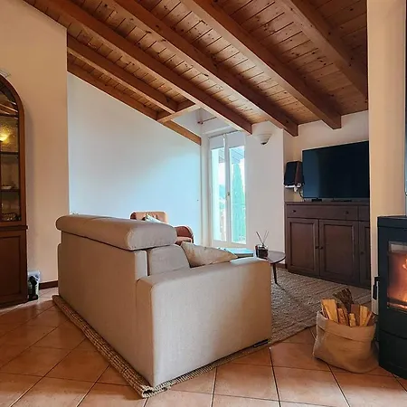 Lake House Como